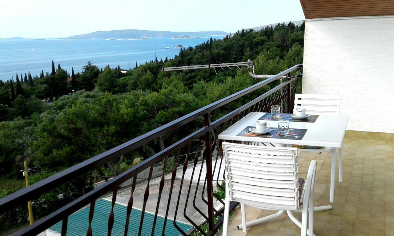 Apartmani Ruzmarin - Seget Donji, Трогир Екстериор снимка